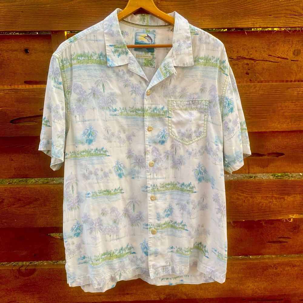 Tommy Bahama island modern fit button up 100% silk shirt Xl extra large
